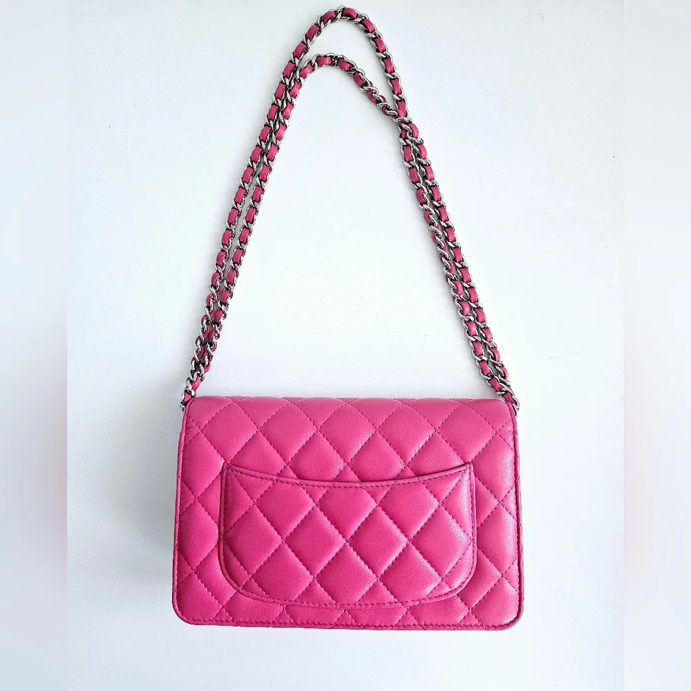 Chanel Pink Quilted Wallet-on-chain